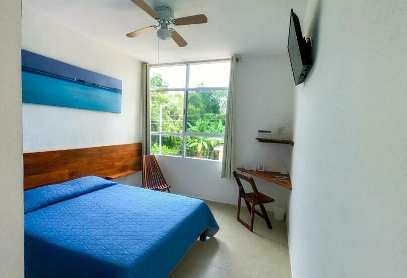 تختخواب و صبحانه Gran Jaguar