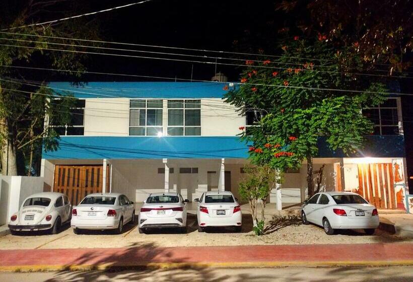 تختخواب و صبحانه Gran Jaguar