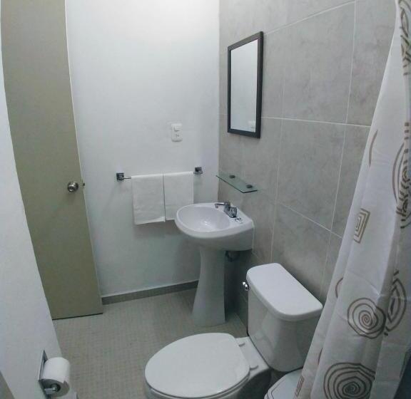 تختخواب و صبحانه Gran Jaguar