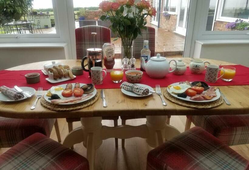 Aamiaismajoitus (B&B) Grooms Cottage