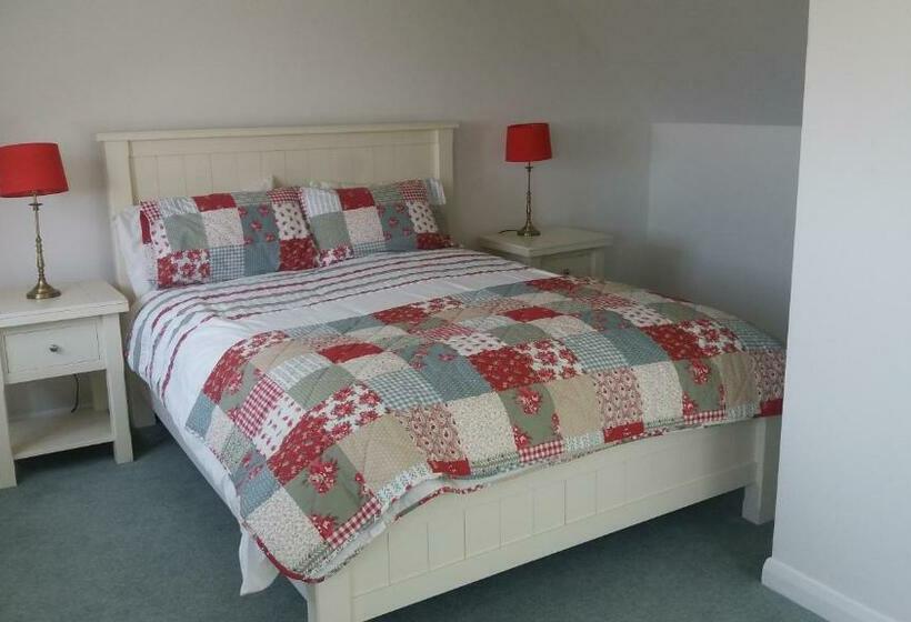 Aamiaismajoitus (B&B) Grooms Cottage