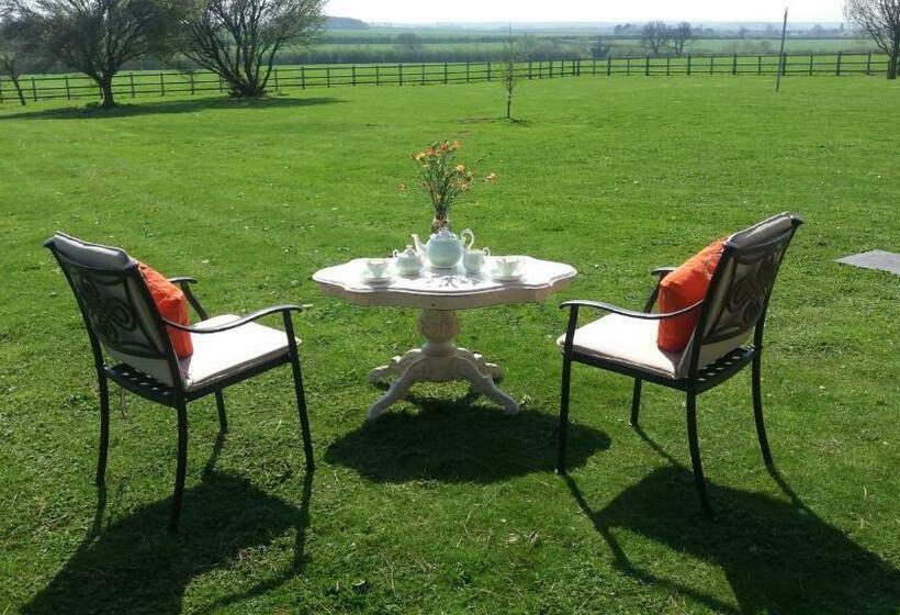 Aamiaismajoitus (B&B) Grooms Cottage