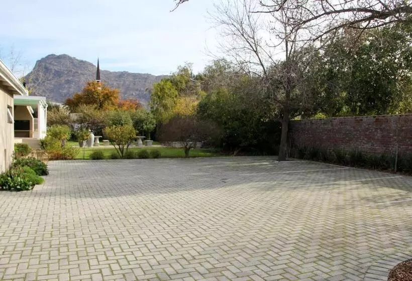 Aamiaismajoitus (B&B) Porterhouse Eleven