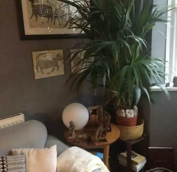 Aamiaismajoitus (B&B) Stylish Room Near Seafront