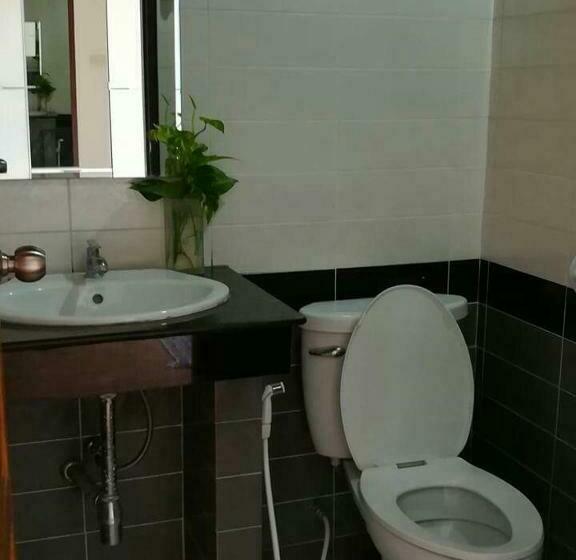 בית מלון כפרי Pluluang Mansion