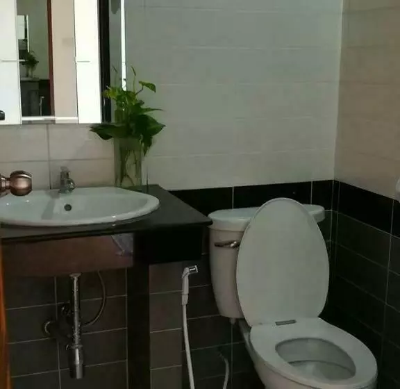 ホテル Pluluang Mansion