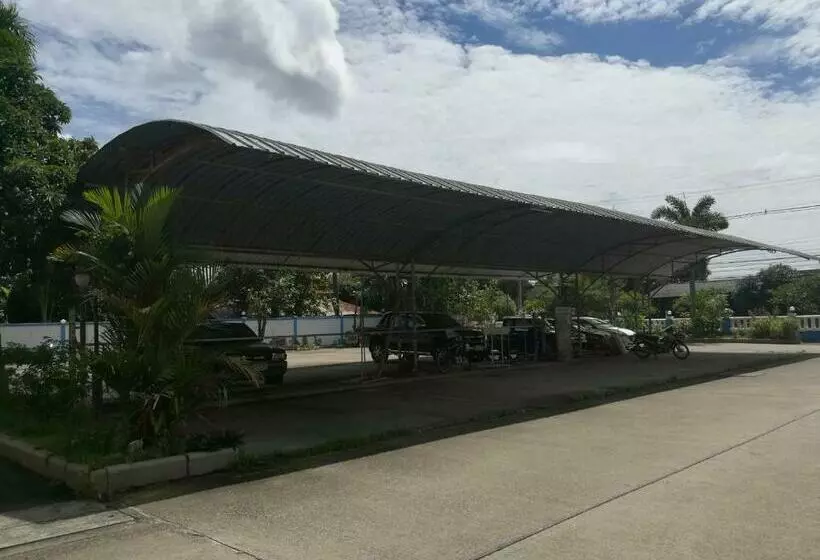 ホテル Pluluang Mansion