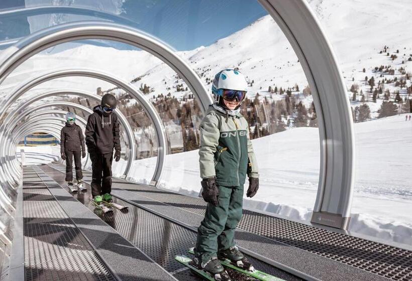 Palazi Apartments & Spa