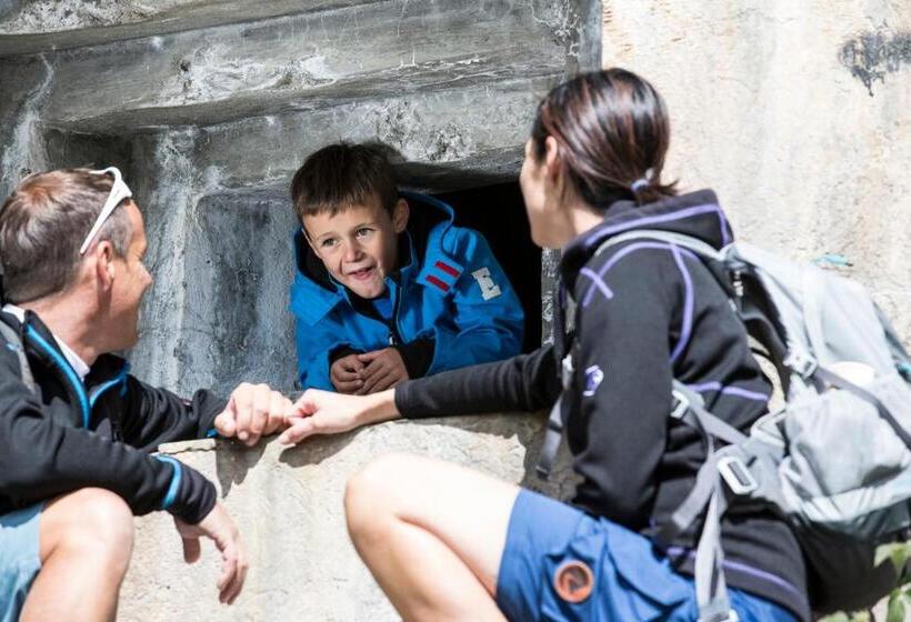 Palazi Apartments & Spa