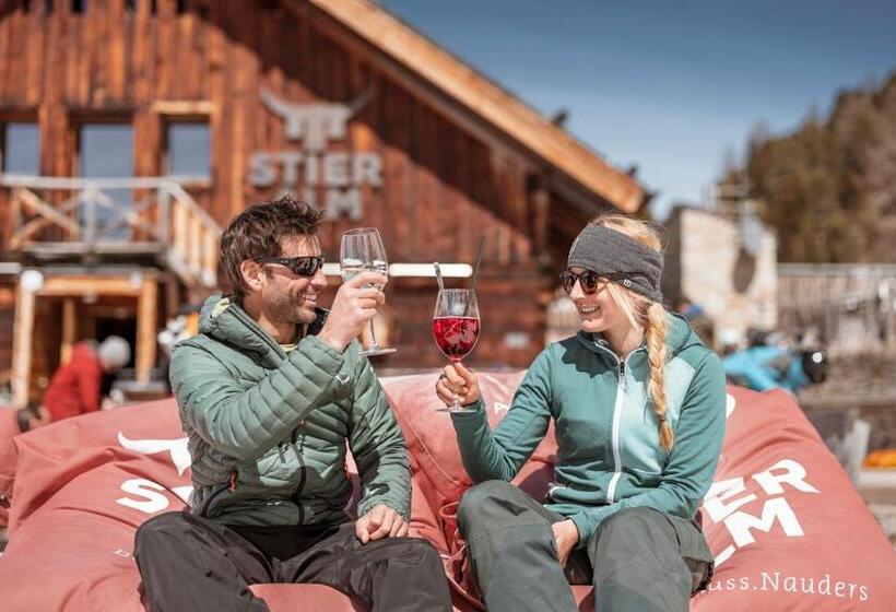 Palazi Apartments & Spa