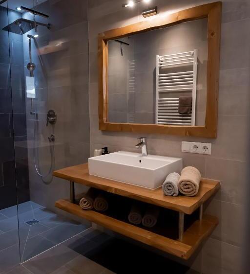 Palazi Apartments & Spa