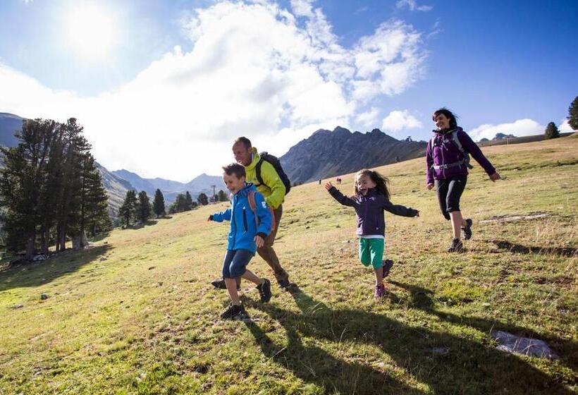 Palazi Apartments & Spa