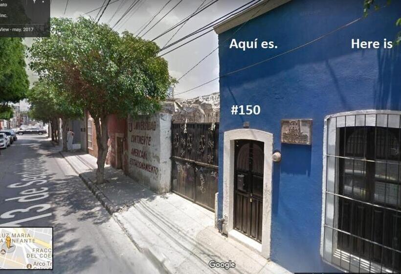 بنسيون Habitaciones Amuebladas. Poliforum/centro