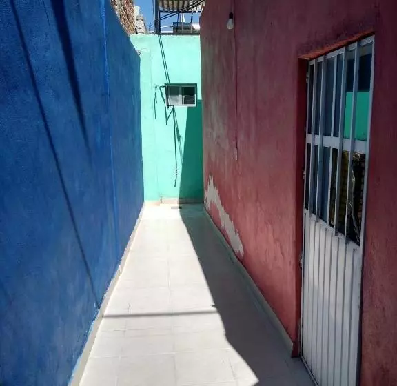 Majatalo Habitaciones Amuebladas. Poliforum/centro