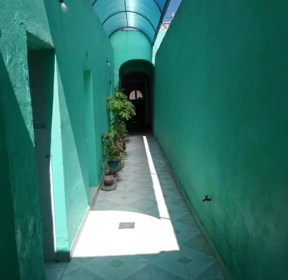 Majatalo Habitaciones Amuebladas. Poliforum/centro