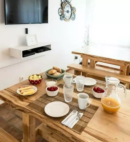 Almograve Beach Hostel