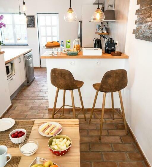 Almograve Beach Hostel