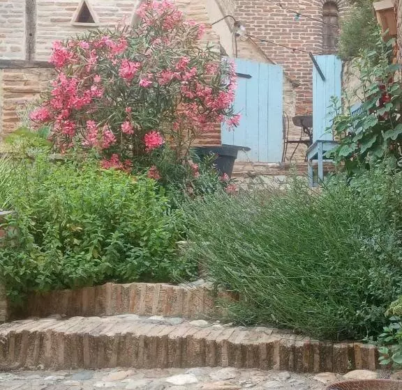 Aamiaismajoitus (B&B) La Lauze Et L Anguille