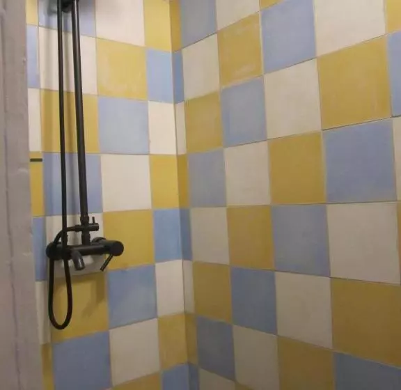 Aamiaismajoitus (B&B) La Lauze Et L Anguille