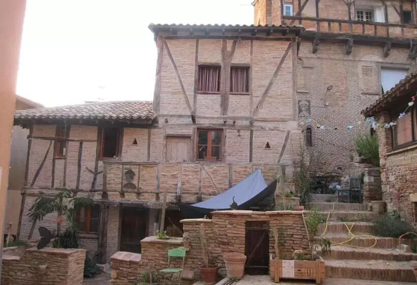 Aamiaismajoitus (B&B) La Lauze Et L Anguille