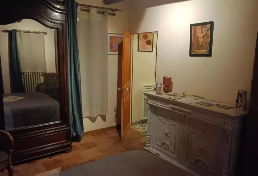 Aamiaismajoitus (B&B) La Lauze Et L Anguille