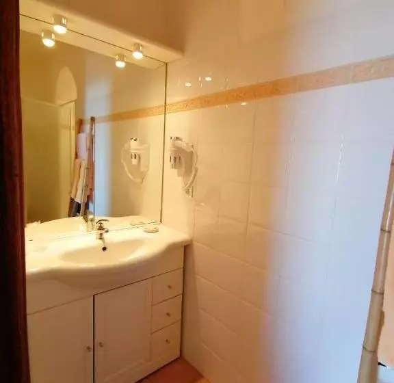 ベッドアンドブレックファースト Tre Castelli