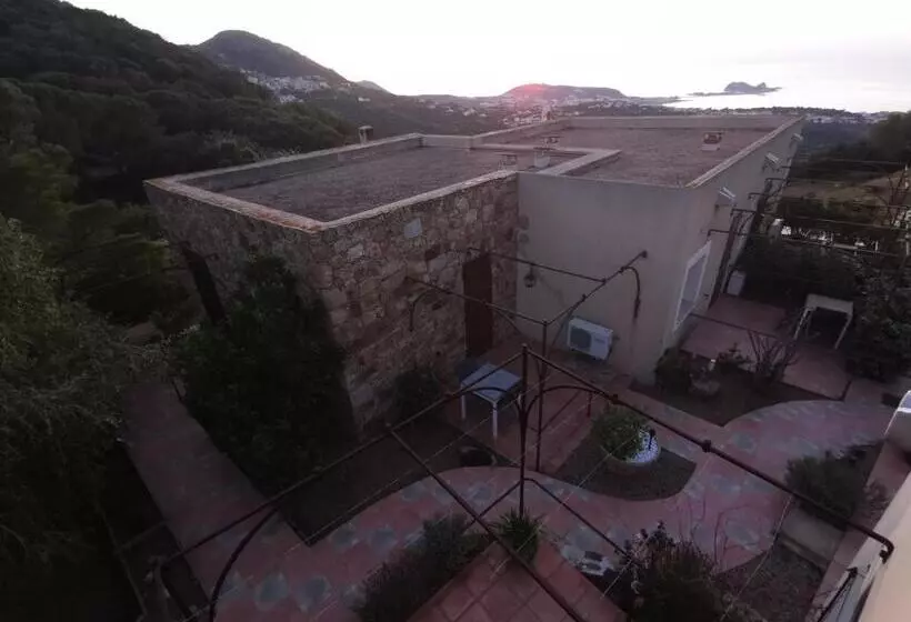 ベッドアンドブレックファースト Tre Castelli