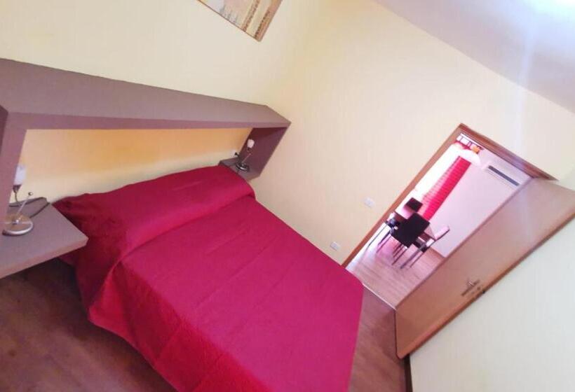 פנסיון Alter Ego