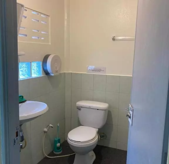 پانسیون Orchid Guest House