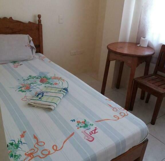 הוסטל Eco Pension