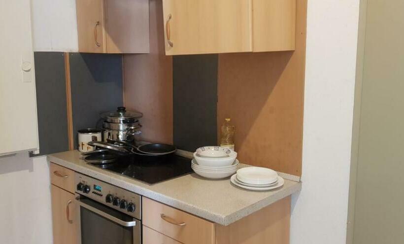 ユースホステル Niederdreisbacher Hütte Moderne Doppelzimmer Einzelbetten