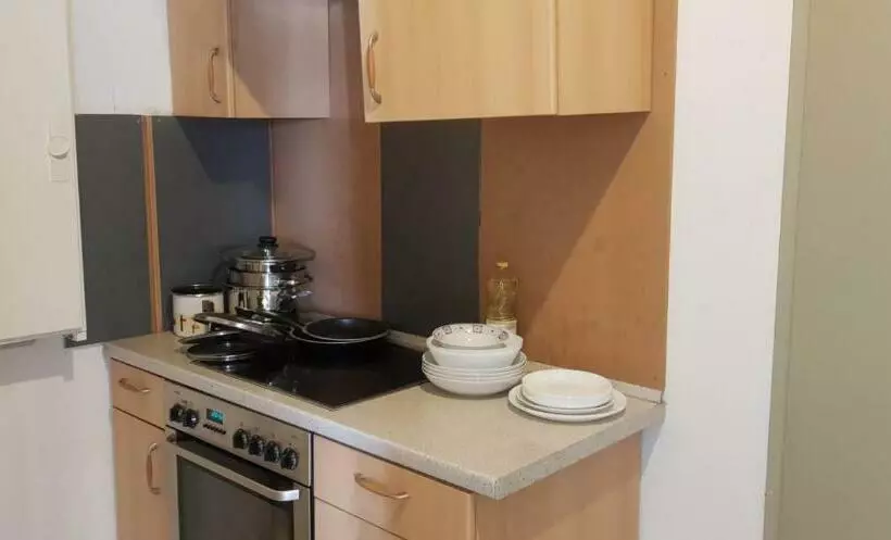 Retkeilymaja Niederdreisbacher Hütte   Moderne Doppelzimmer   Einzelbetten