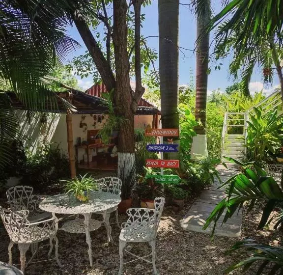 ユースホステル Posada Las Brisas