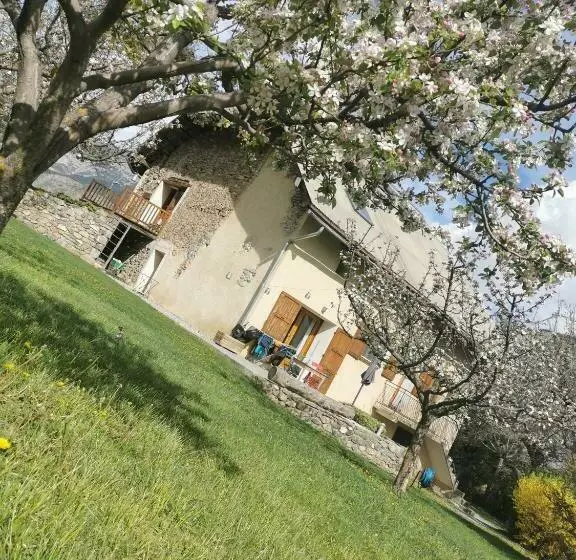 ベッドアンドブレックファースト Chambres D Hôtes Les Peschiers