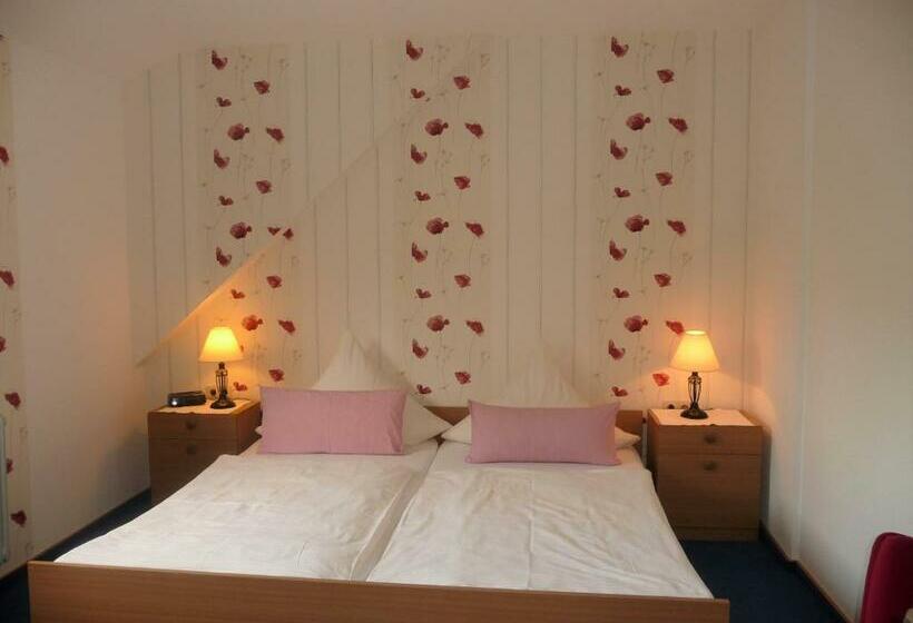 Отель Woiler Hof Garni