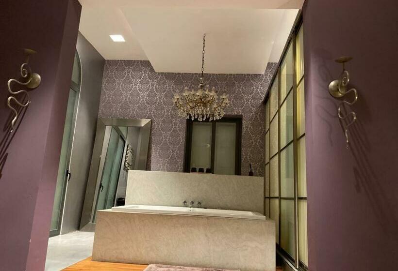 پانسیون Sliema La Loggia Suites