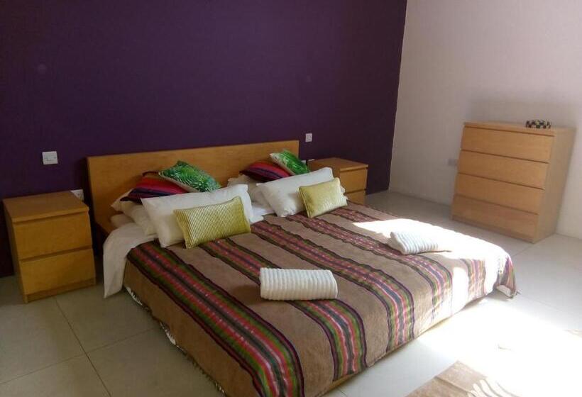 پانسیون Sliema La Loggia Suites