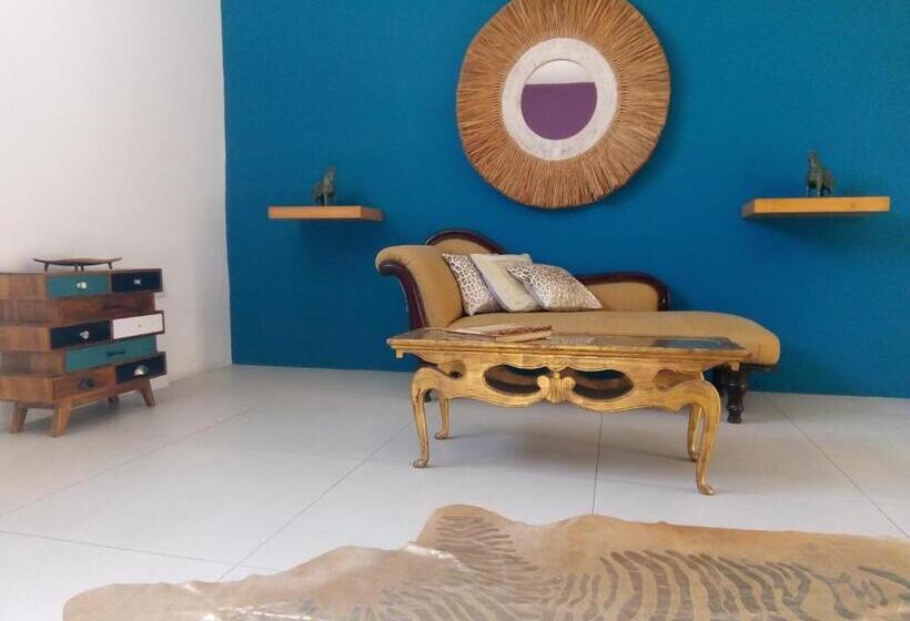 پانسیون Sliema La Loggia Suites