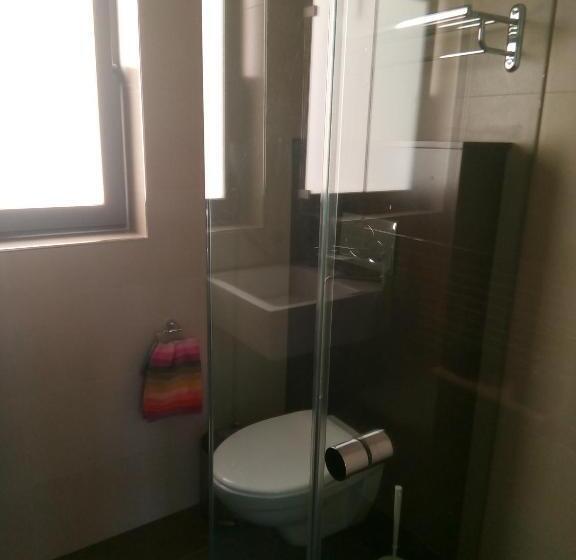 پانسیون Sliema La Loggia Suites