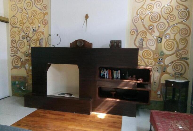 پانسیون Sliema La Loggia Suites