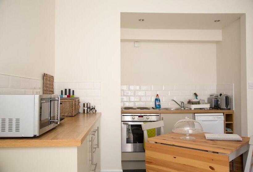 The Hugo   Hotel Concept Canterbury