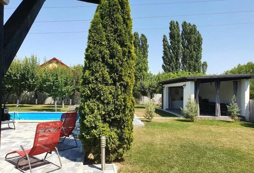 مبيت وإفطار Greenwood Residence