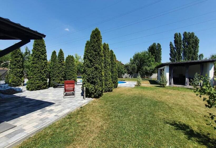 مبيت وإفطار Greenwood Residence