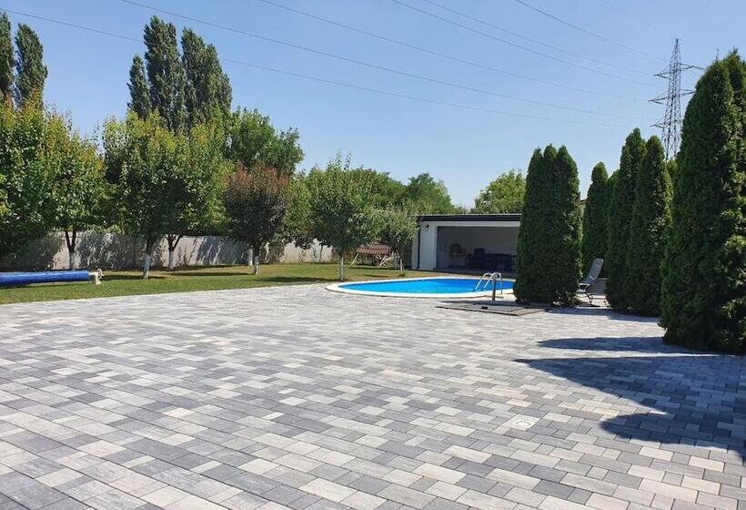 مبيت وإفطار Greenwood Residence