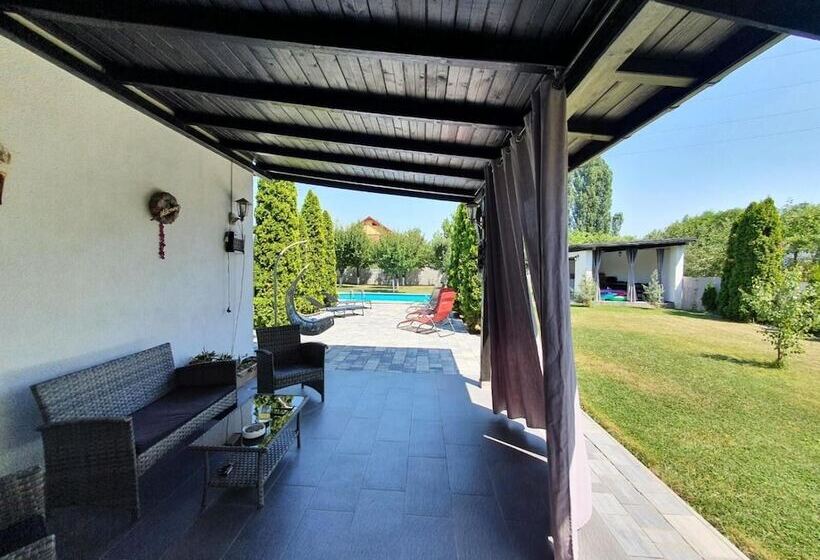 مبيت وإفطار Greenwood Residence