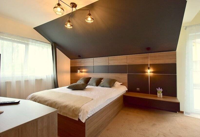 مبيت وإفطار Greenwood Residence