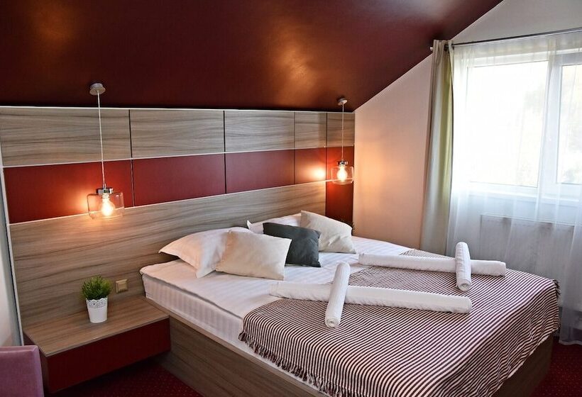 مبيت وإفطار Greenwood Residence