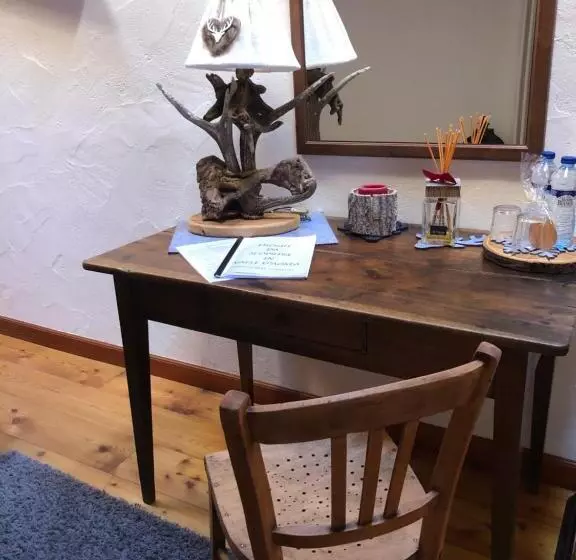 تختخواب و صبحانه La Chambre Des Rêves