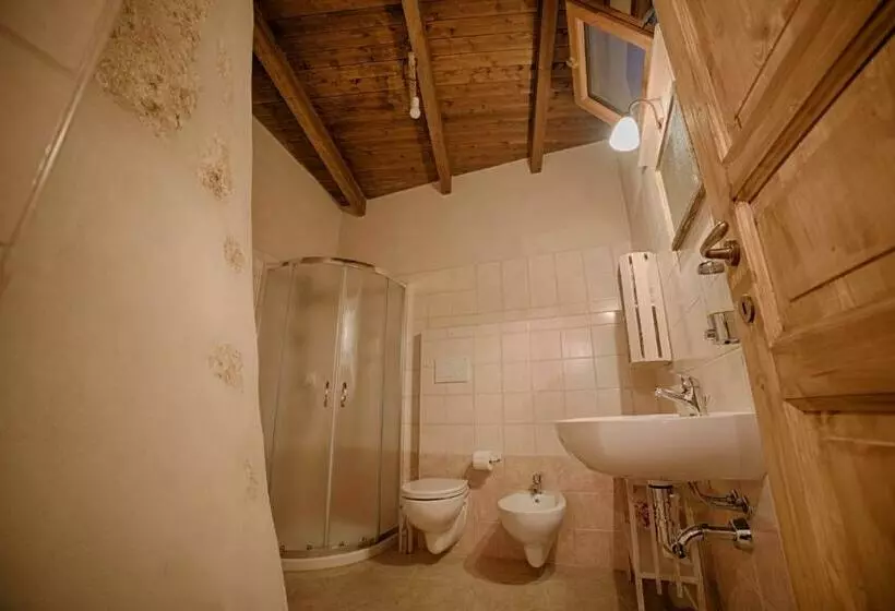 Aamiaismajoitus (B&B) Lucapannune