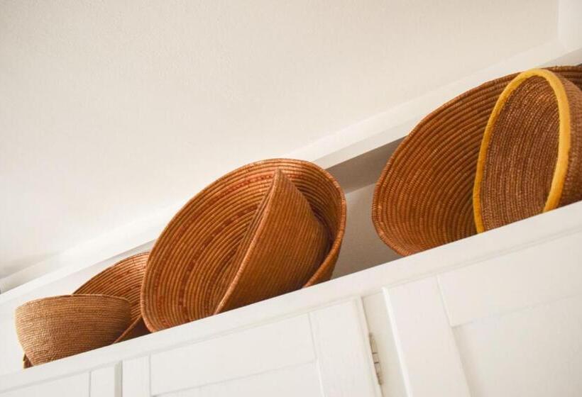 مبيت وإفطار Lughia